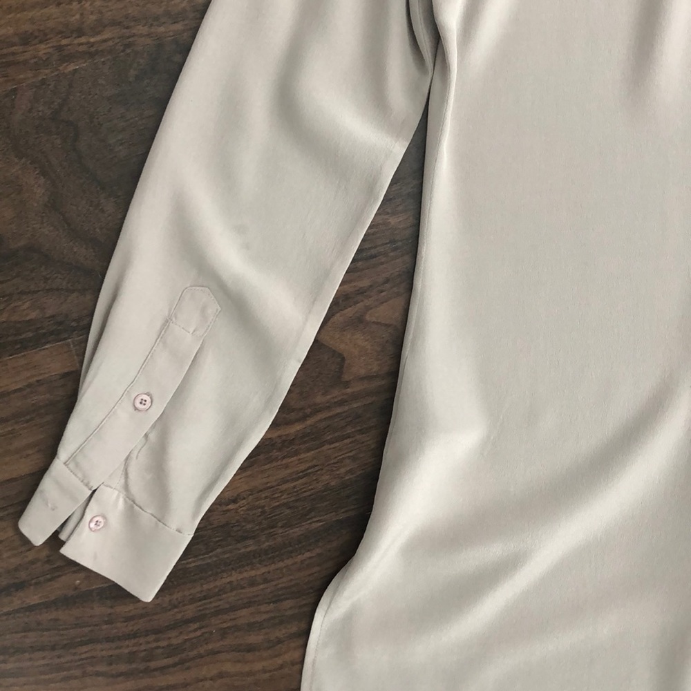 Marciano Silk Blouse 💫 - Picture 7 of 7